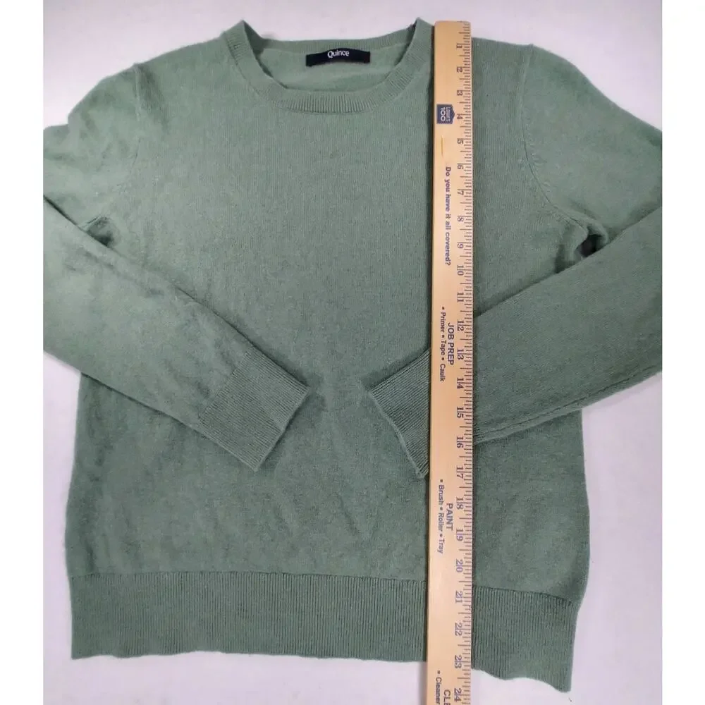Quince 100% Cashmere Crewneck Sweater Moss Green Knit Pullover Minimalist Medium